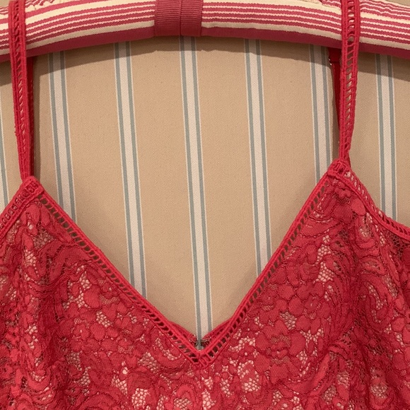 THE JETSET DIARIES RAVA LACE ROMPER SEXY SHOULDER STRAPS FRONT POCKETS LINED S - Picture 6 of 15